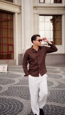 Fountain strut